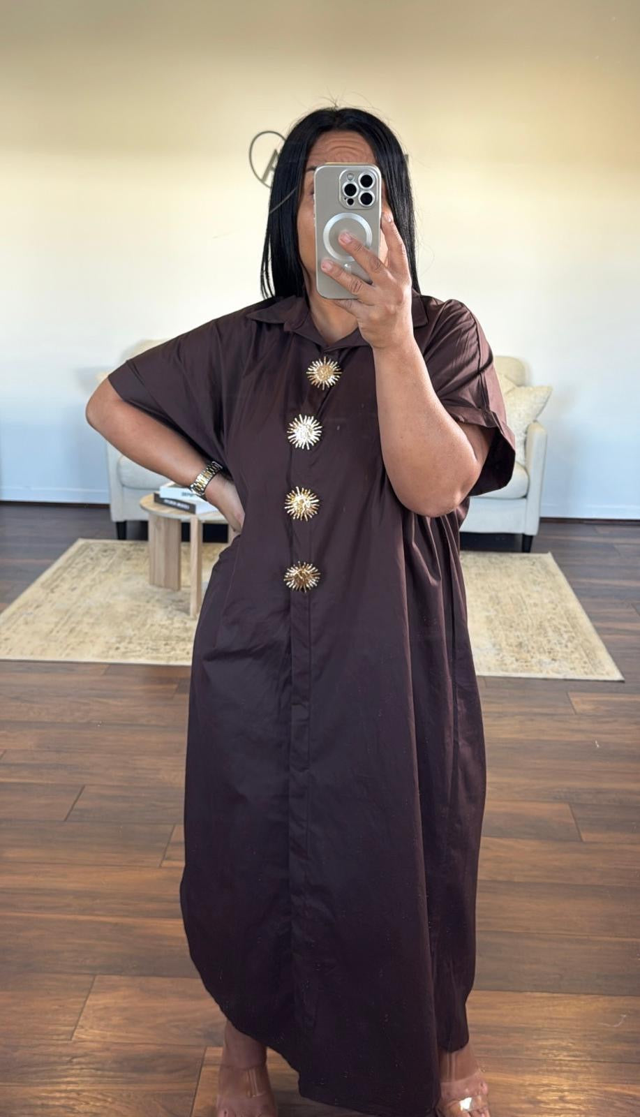 Robe à boutons soleil