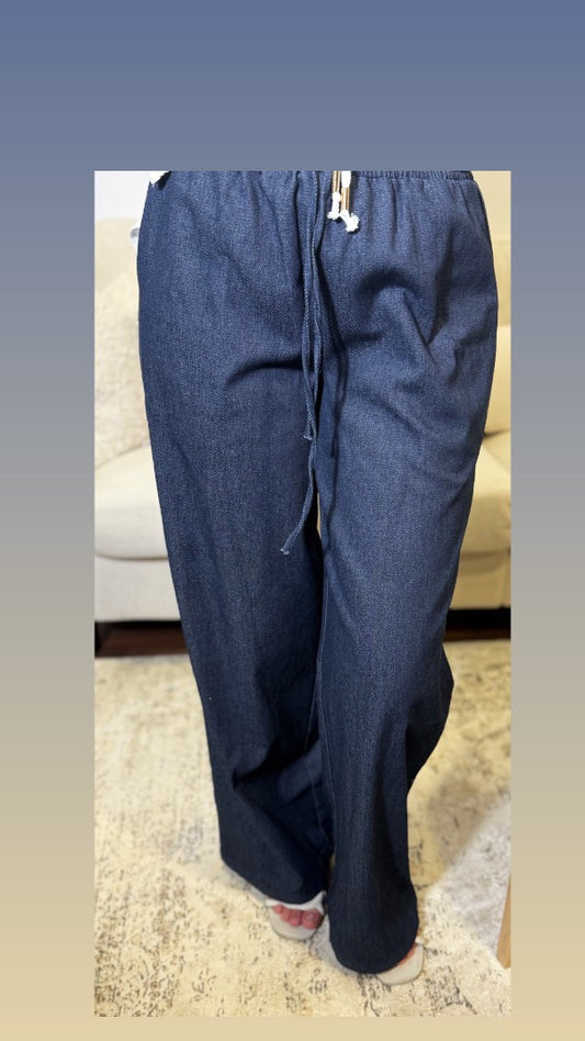 Pantalon effet jeans brut à cordons
