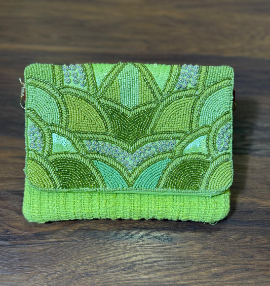 Pochette perlée à rabat